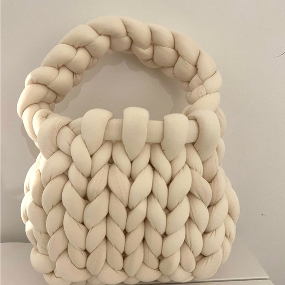 Handmade chunky yarn bag - small - Picture 3 of 6
